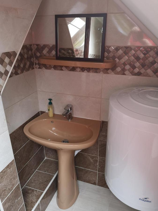 Szabo Vendeghaz Hotell Siklós Exteriör bild